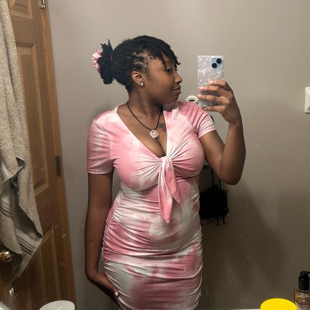 Chic Pink Tie-Dye Dress with Top Knot